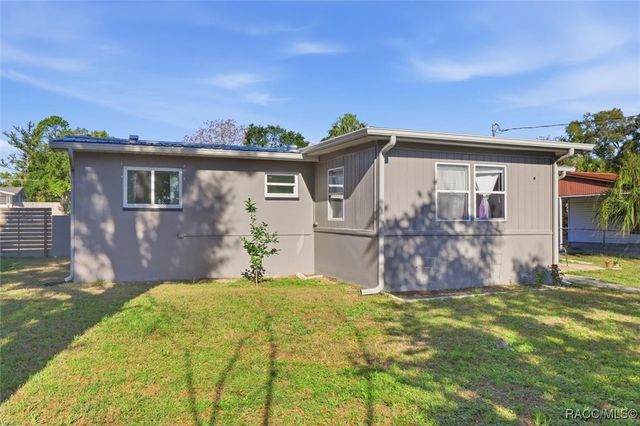 15 S Fillmore Street, Beverly Hills, FL 34465