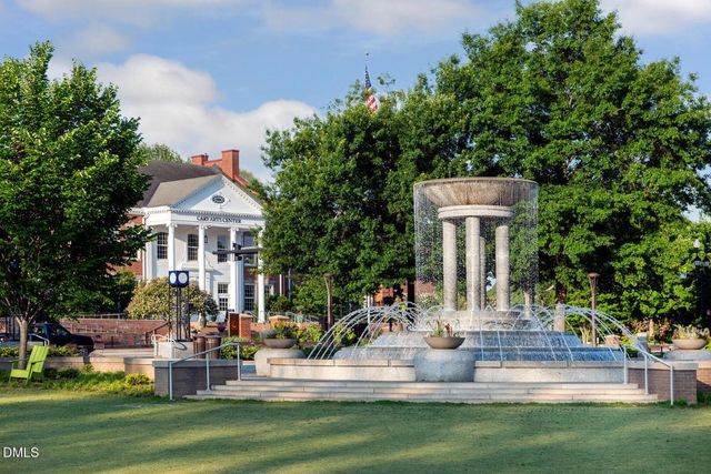 1305 Granholm Road 105, Cary, NC 27519