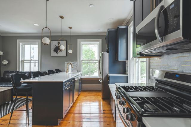 49 Federal St 4, Salem, MA 01970