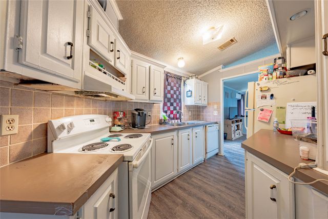 6261 Taylor Ranch Loop, Kaufman, TX 75142