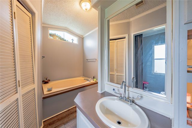 6261 Taylor Ranch Loop, Kaufman, TX 75142