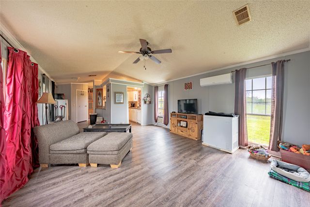 6261 Taylor Ranch Loop, Kaufman, TX 75142