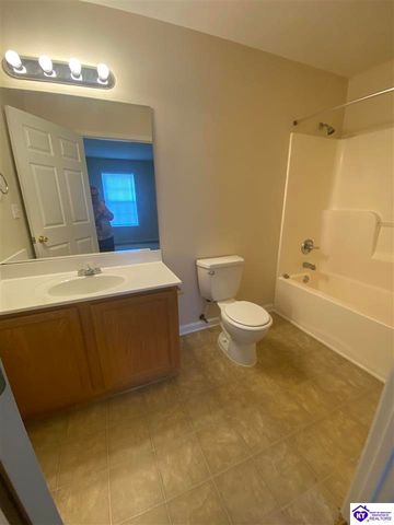 119 Red Hawk Drive, Vine Grove, KY 40175