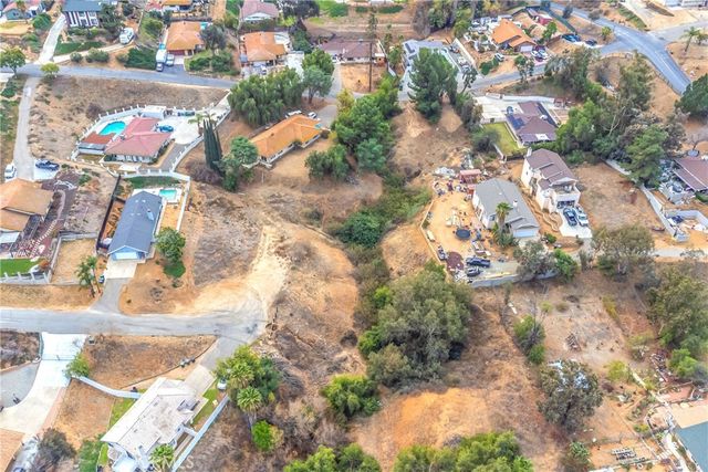 21 Judy Ann Drive, Riverside, CA 92503