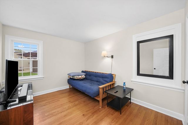 1811 N 72nd Court, Elmwood Park, IL 60707