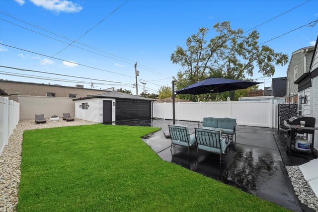 1811 N 72nd Court, Elmwood Park, IL 60707