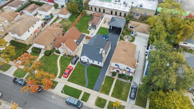 1811 N 72nd Court, Elmwood Park, IL 60707