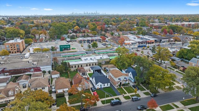 1811 N 72nd Court, Elmwood Park, IL 60707