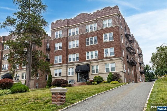 16 Forest Street 302, Montclair, NJ 07042