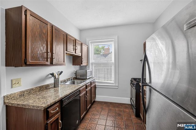 16 Forest Street 302, Montclair, NJ 07042