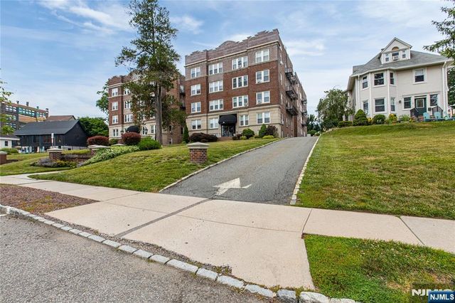16 Forest Street 302, Montclair, NJ 07042