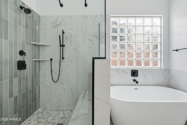 2279 E EBONY Drive, Chandler, AZ 85286