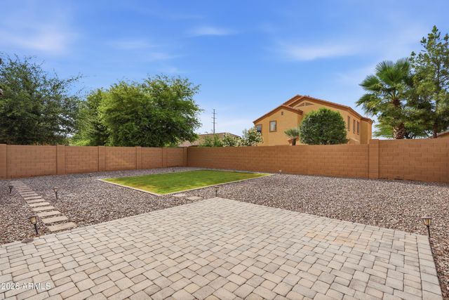 2279 E EBONY Drive, Chandler, AZ 85286