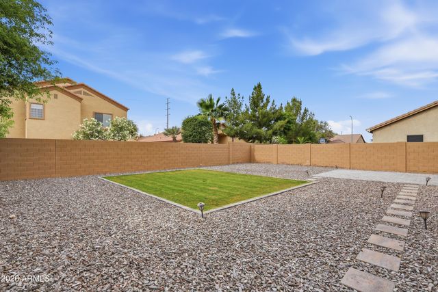 2279 E EBONY Drive, Chandler, AZ 85286
