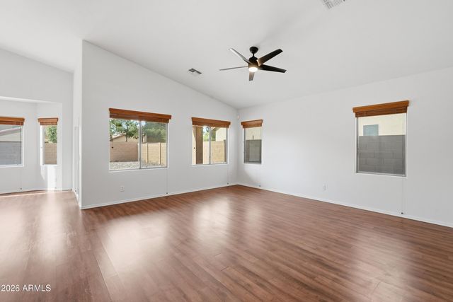 2279 E EBONY Drive, Chandler, AZ 85286