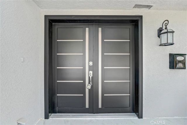 881 Mount Washington Dr, Los Angeles, CA 90065