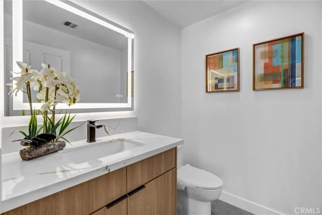 881 Mount Washington Dr, Los Angeles, CA 90065