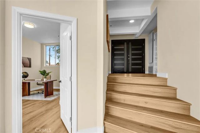 881 Mount Washington Dr, Los Angeles, CA 90065