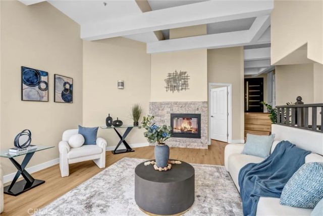 881 Mount Washington Dr, Los Angeles, CA 90065