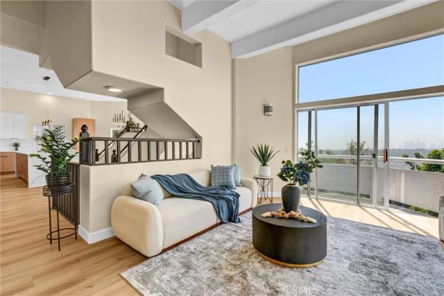 881 Mount Washington Dr, Los Angeles, CA 90065