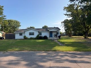 305 McGee, Eufaula, OK 74432