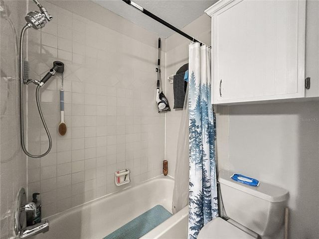 3426 SW LAUREL DALE DRIVE, Tampa, FL 33618