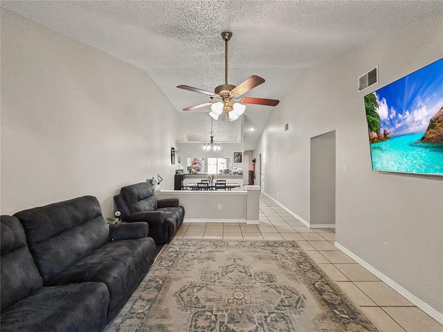 3426 SW LAUREL DALE DRIVE, Tampa, FL 33618