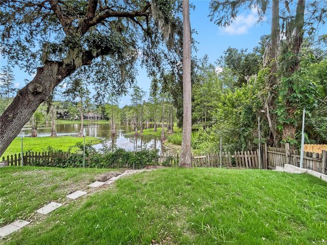 3426 SW LAUREL DALE DRIVE, Tampa, FL 33618