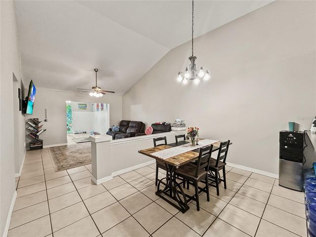 3426 SW LAUREL DALE DRIVE, Tampa, FL 33618