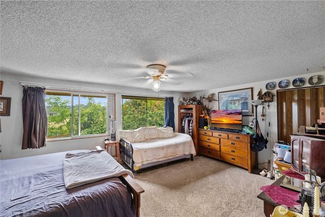 16610 100th Street NE, Granite Falls, WA 98252