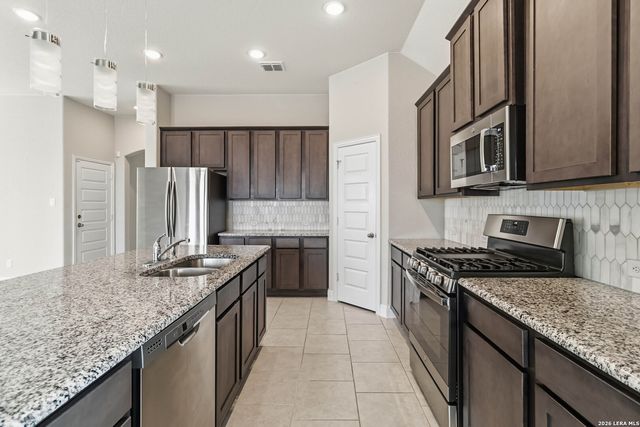 13126 Lattigo Bend, San Antonio, TX 78245