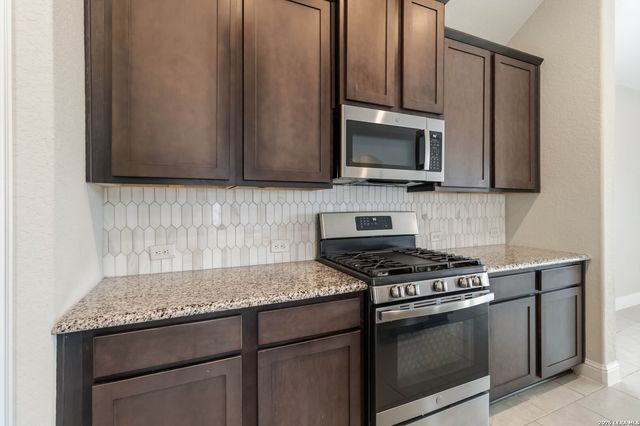 13126 Lattigo Bend, San Antonio, TX 78245