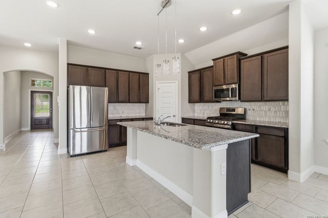 13126 Lattigo Bend, San Antonio, TX 78245