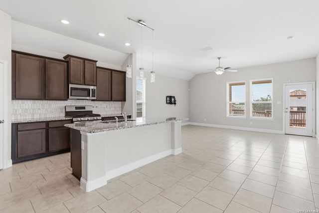 13126 Lattigo Bend, San Antonio, TX 78245