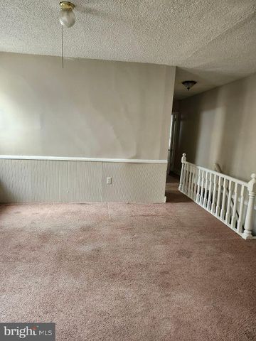 124 MOUNT HOLLY AVE, Mount Holly, NJ 08060