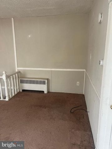 124 MOUNT HOLLY AVE, Mount Holly, NJ 08060