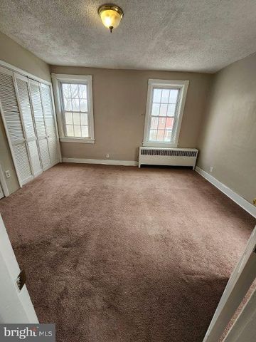 124 MOUNT HOLLY AVE, Mount Holly, NJ 08060