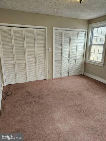 124 MOUNT HOLLY AVE, Mount Holly, NJ 08060