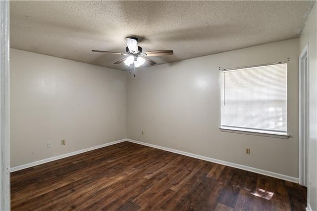 3130 Schillinger Road N, Semmes, AL 36575