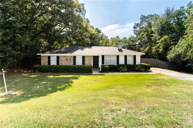 3130 Schillinger Road N, Semmes, AL 36575