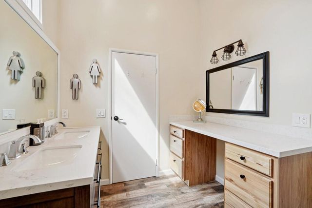 24918 Fern Valley Road, Idyllwild, CA 92549