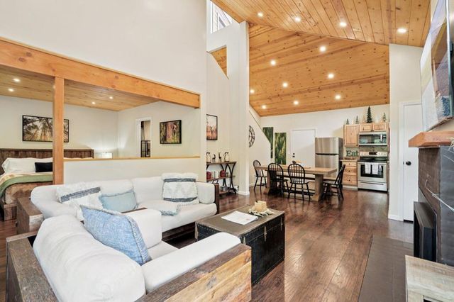 24918 Fern Valley Road, Idyllwild, CA 92549