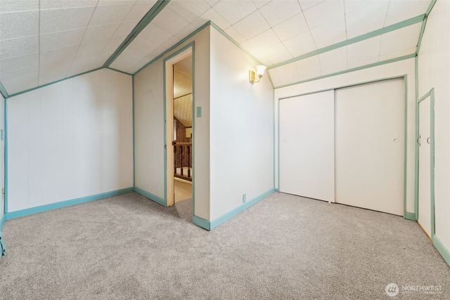 408 8th Avenue NE, Puyallup, WA 98372