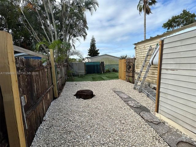 11942 N Branch Rd -, Boca Raton, FL 33428