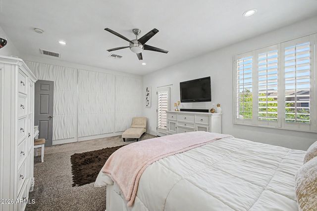 308 W HERRO Lane, Phoenix, AZ 85013