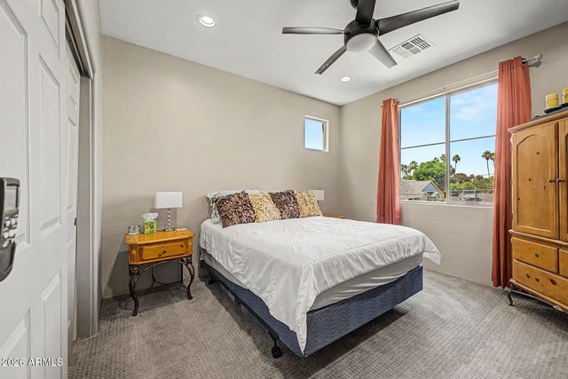 308 W HERRO Lane, Phoenix, AZ 85013