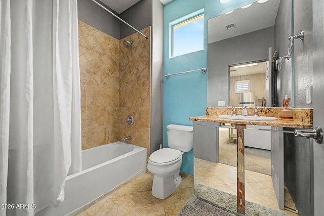 308 W HERRO Lane, Phoenix, AZ 85013