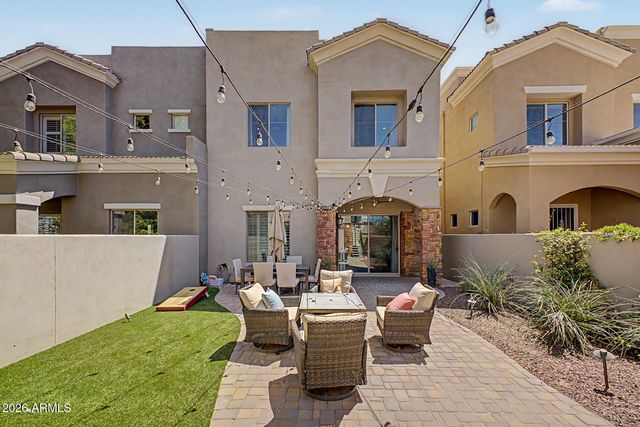 308 W HERRO Lane, Phoenix, AZ 85013