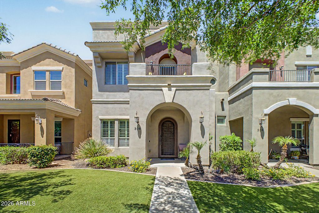 308 W HERRO Lane, Phoenix, AZ 85013
