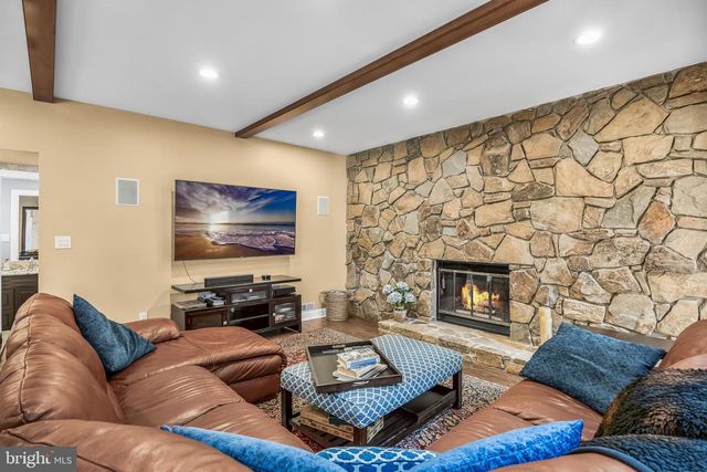 29 FAIRHAVEN DR, Cherry Hill, NJ 08003